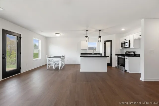 $274,900 | 5709 Harmony Wds Drive, Memphis, IN 47143