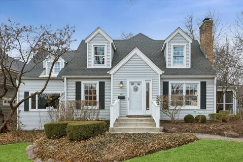 $985,000 | 692 Chidester Avenue, Glen Ellyn, IL 60137