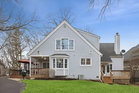 $985,000 | 692 Chidester Avenue, Glen Ellyn, IL 60137