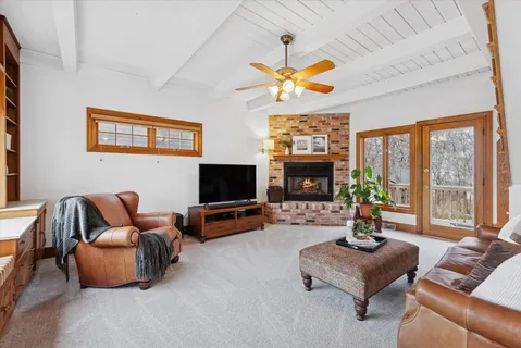 $985,000 | 692 Chidester Avenue, Glen Ellyn, IL 60137