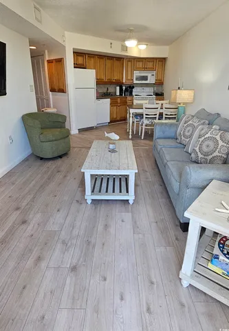 $1,425 | 7100 North Ocean Boulevard, Unit 724, Myrtle Beach, SC 29572