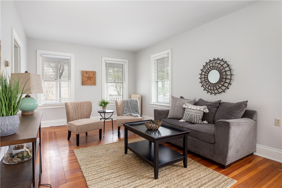 44 Goodwin Street Warwick, RI 02818 - Photo 13 of 36 Gallery Image 13