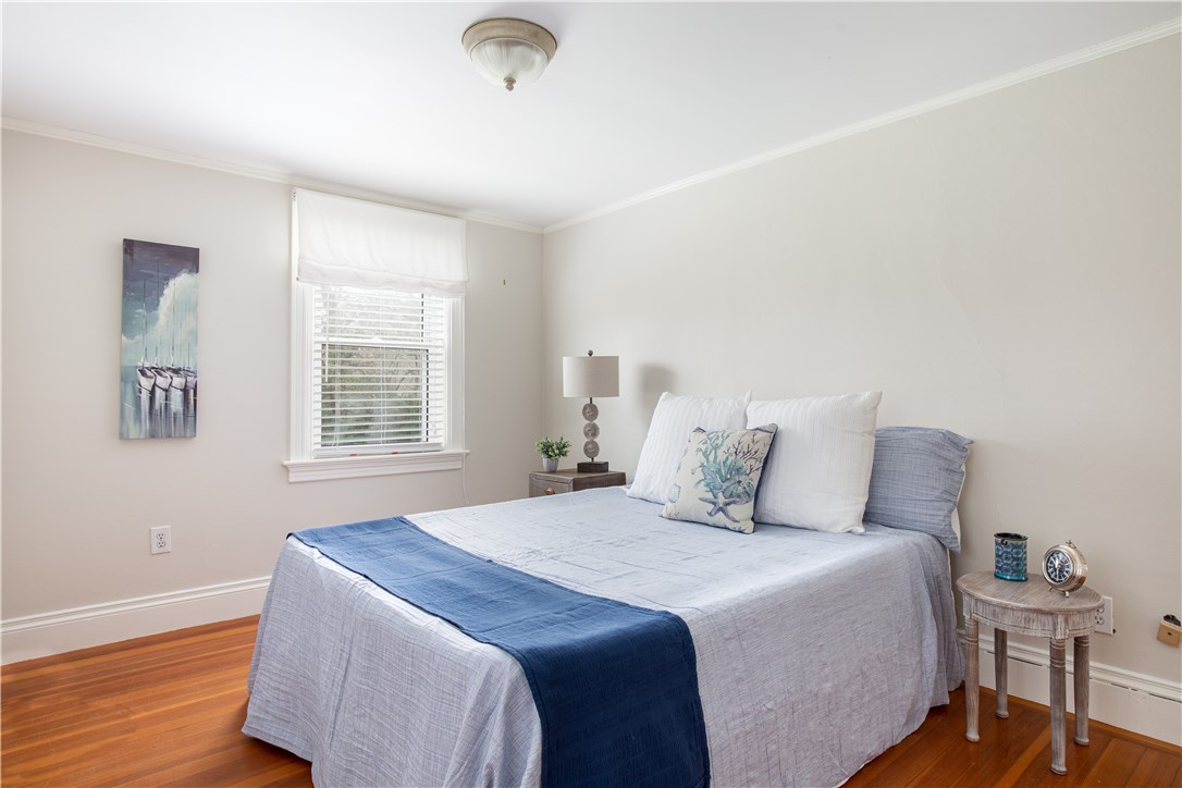 44 Goodwin Street Warwick, RI 02818 - Photo 24 of 36 Gallery Image 24