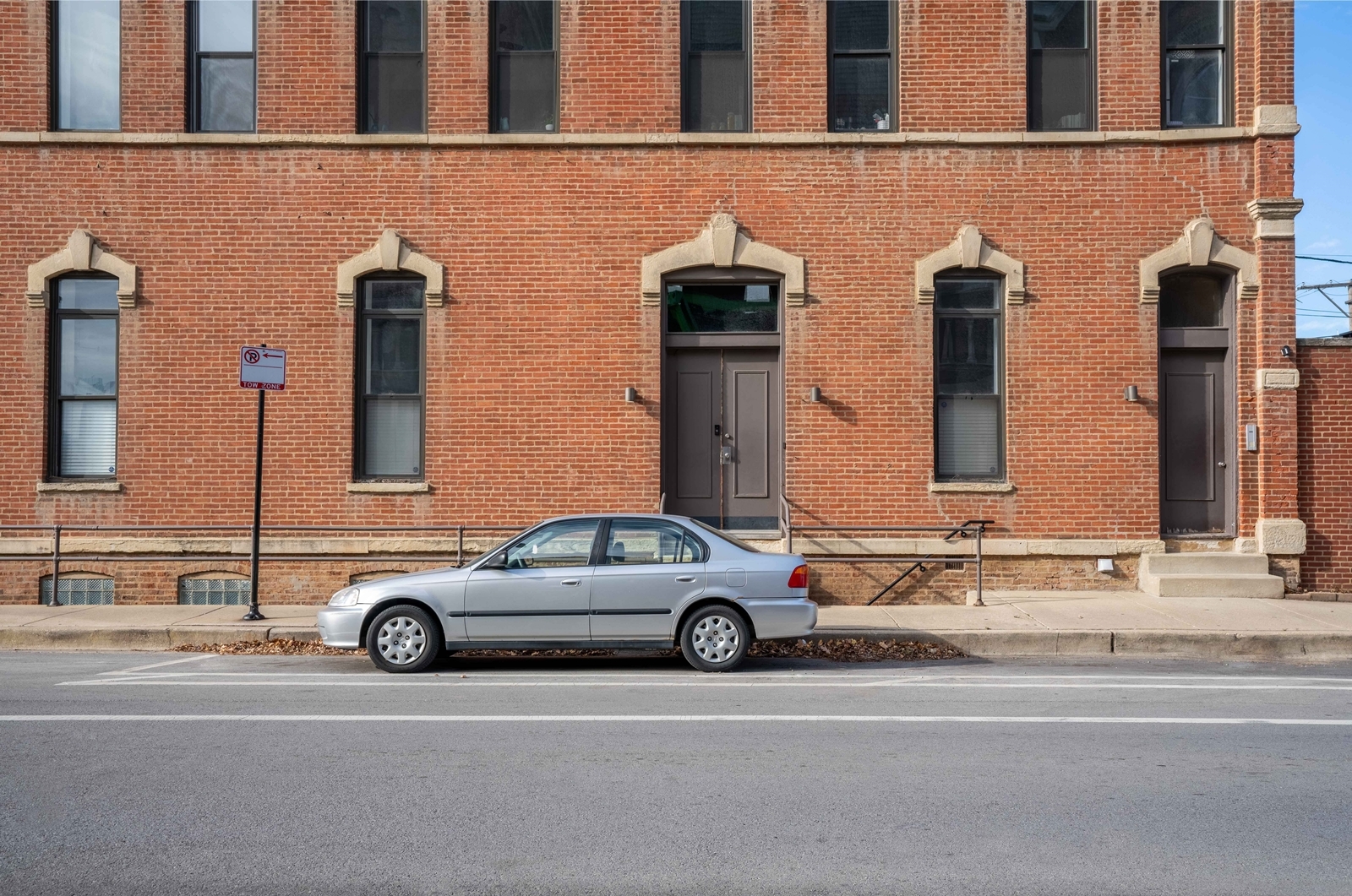 1400 West Chestnut Street, Unit 1 Chicago, IL 60642 - Photo 3 of 24 a car parked in front of a building