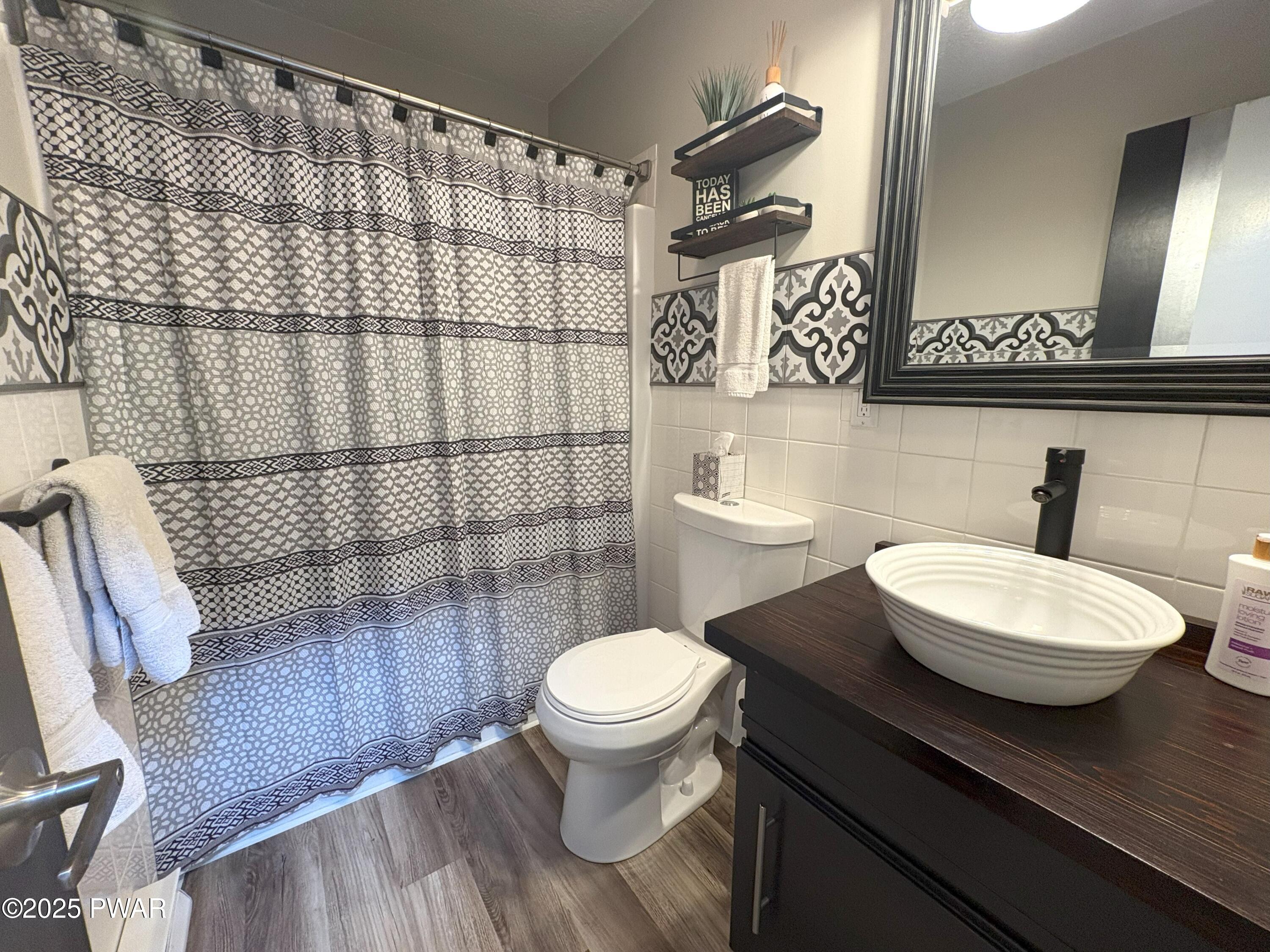 1014 Sundew Road Lake Ariel, PA 18436 - Photo 32 of 63 Bathroom Upper