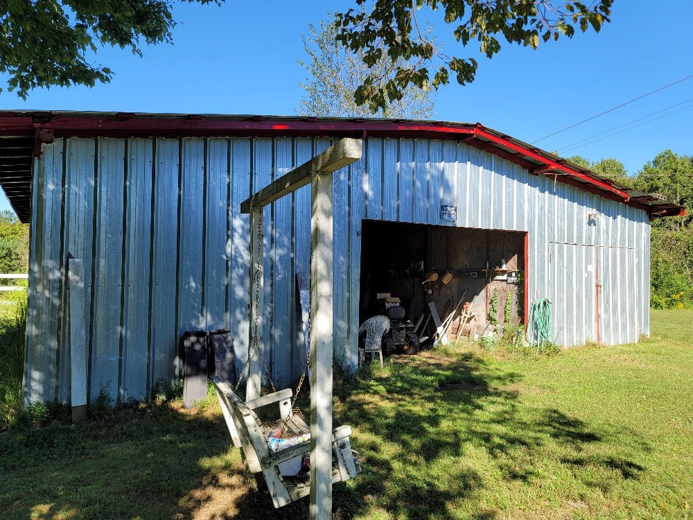 2383 Fall River Road Goodspring, TN 38460 - Photo 10 of 25