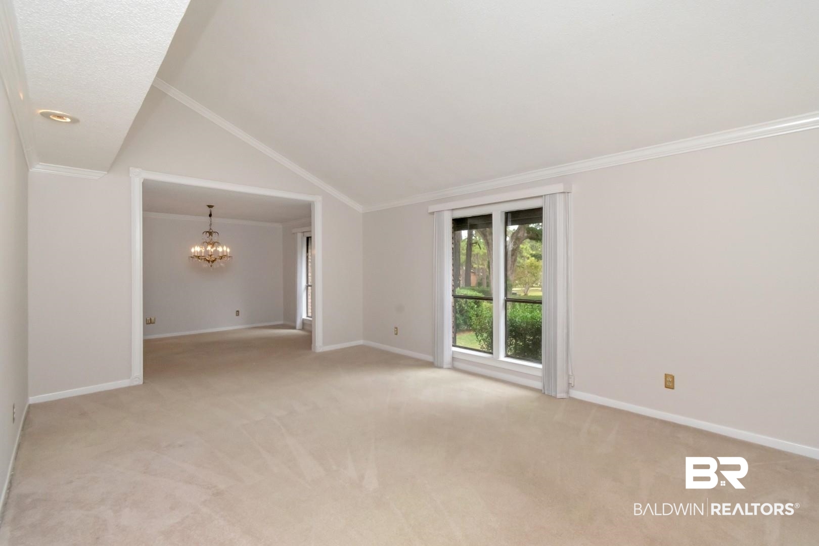 5778 Chester Court Mobile, AL 36609 - Photo 5 of 52