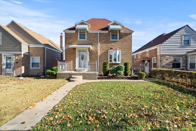 $2,100 | 11051 South Avenue D, Chicago, IL 60617