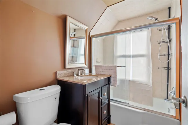 $2,100 | 11051 South Avenue D, Chicago, IL 60617