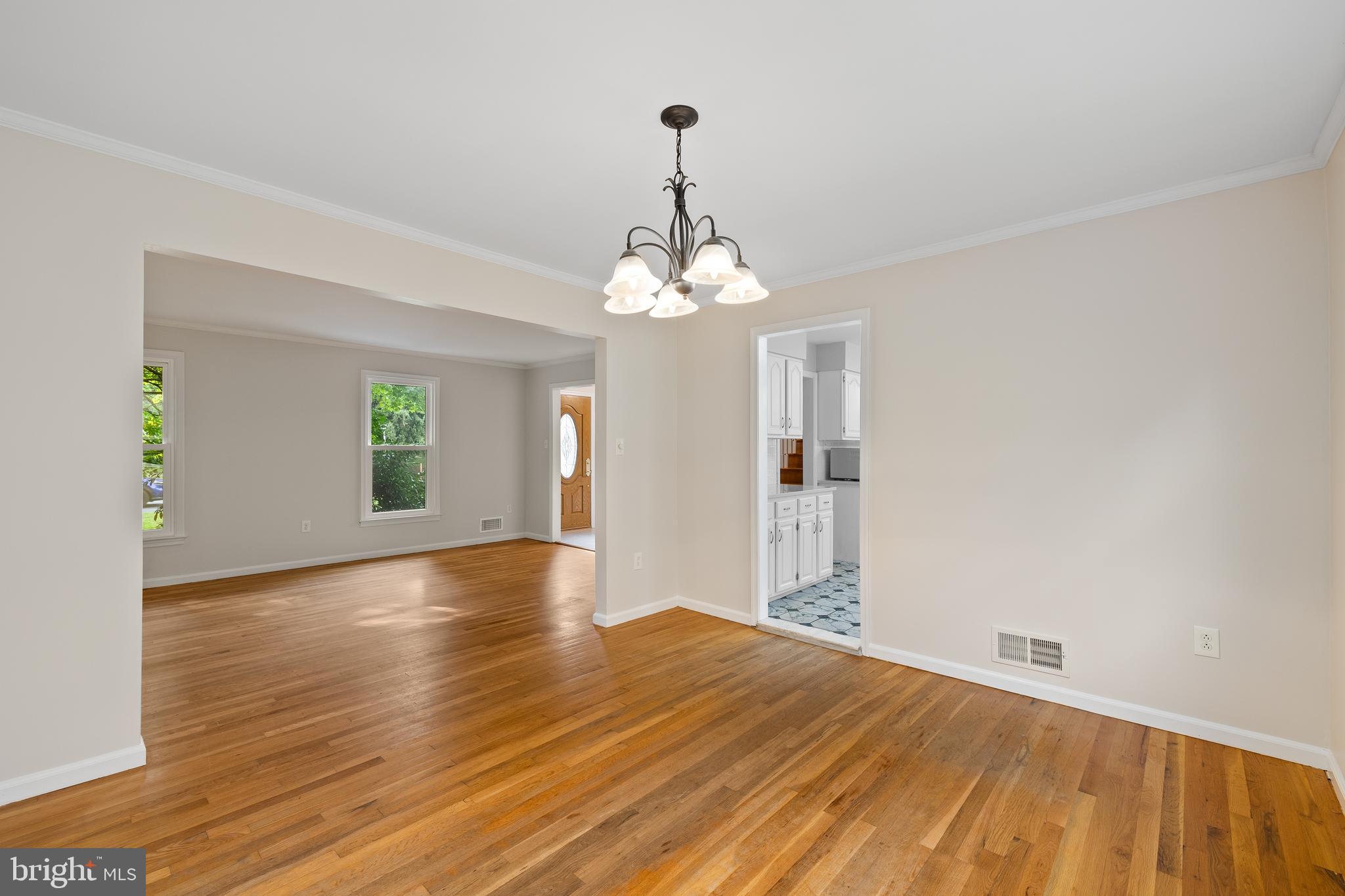 14205 Sturtevant Road Silver Spring, MD 20905 - Photo 14 of 58