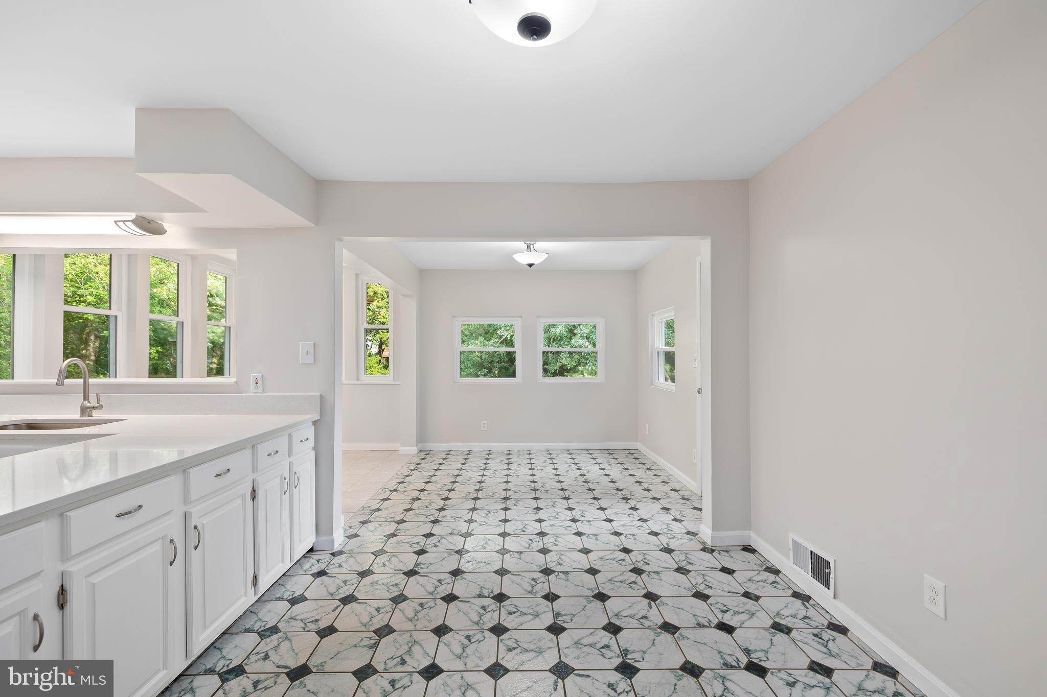 14205 Sturtevant Road Silver Spring, MD 20905 - Photo 16 of 58