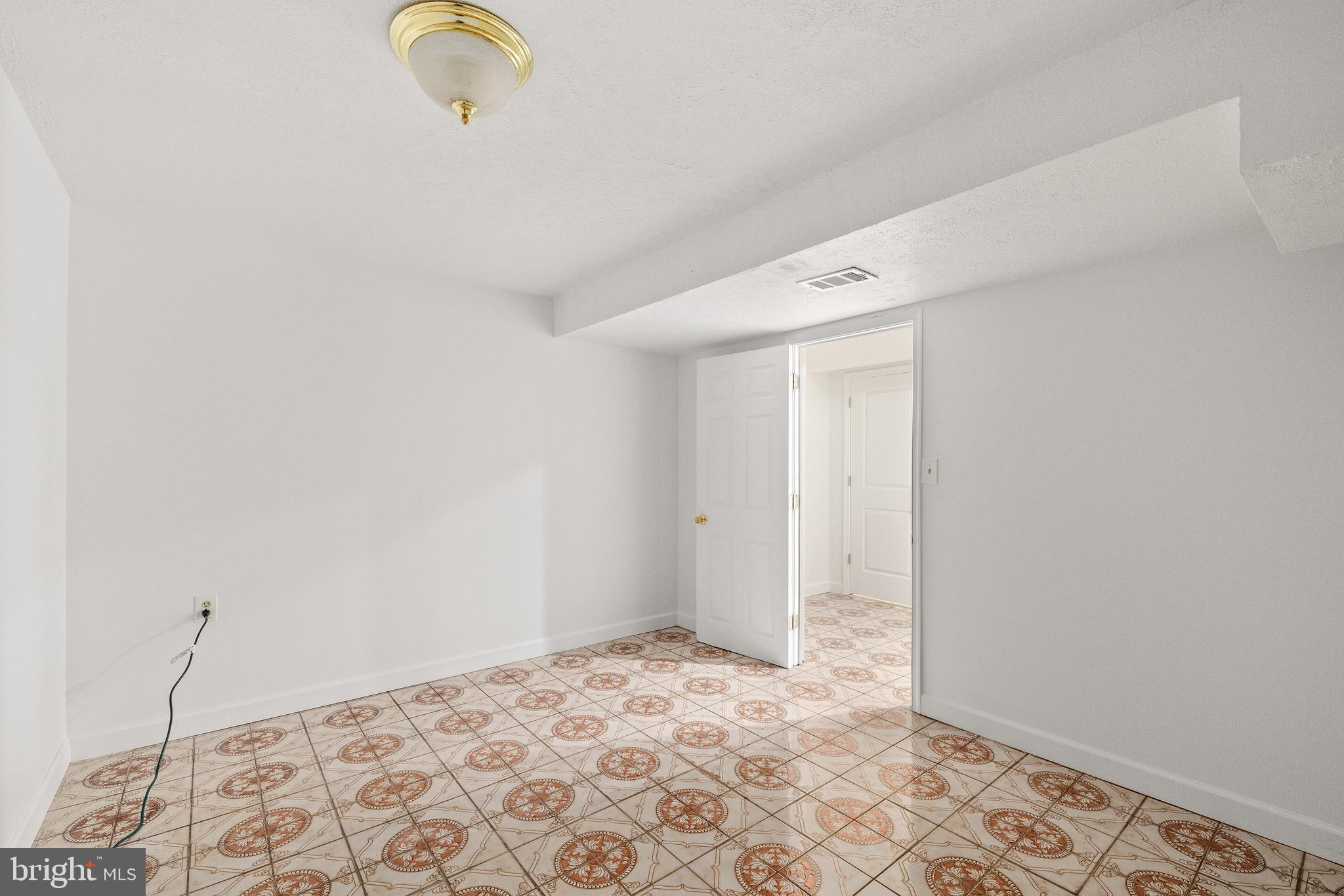 14205 Sturtevant Road Silver Spring, MD 20905 - Photo 50 of 58