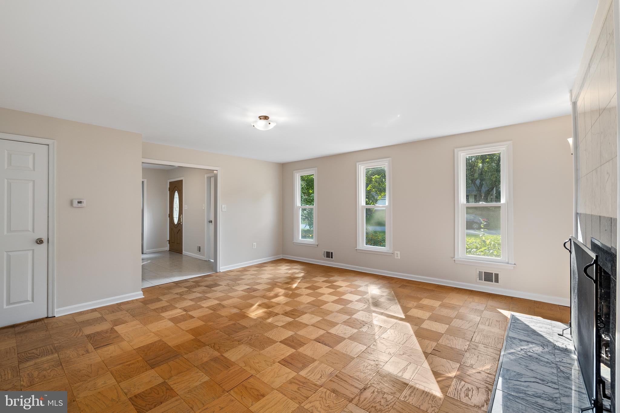 14205 Sturtevant Road Silver Spring, MD 20905 - Photo 8 of 58