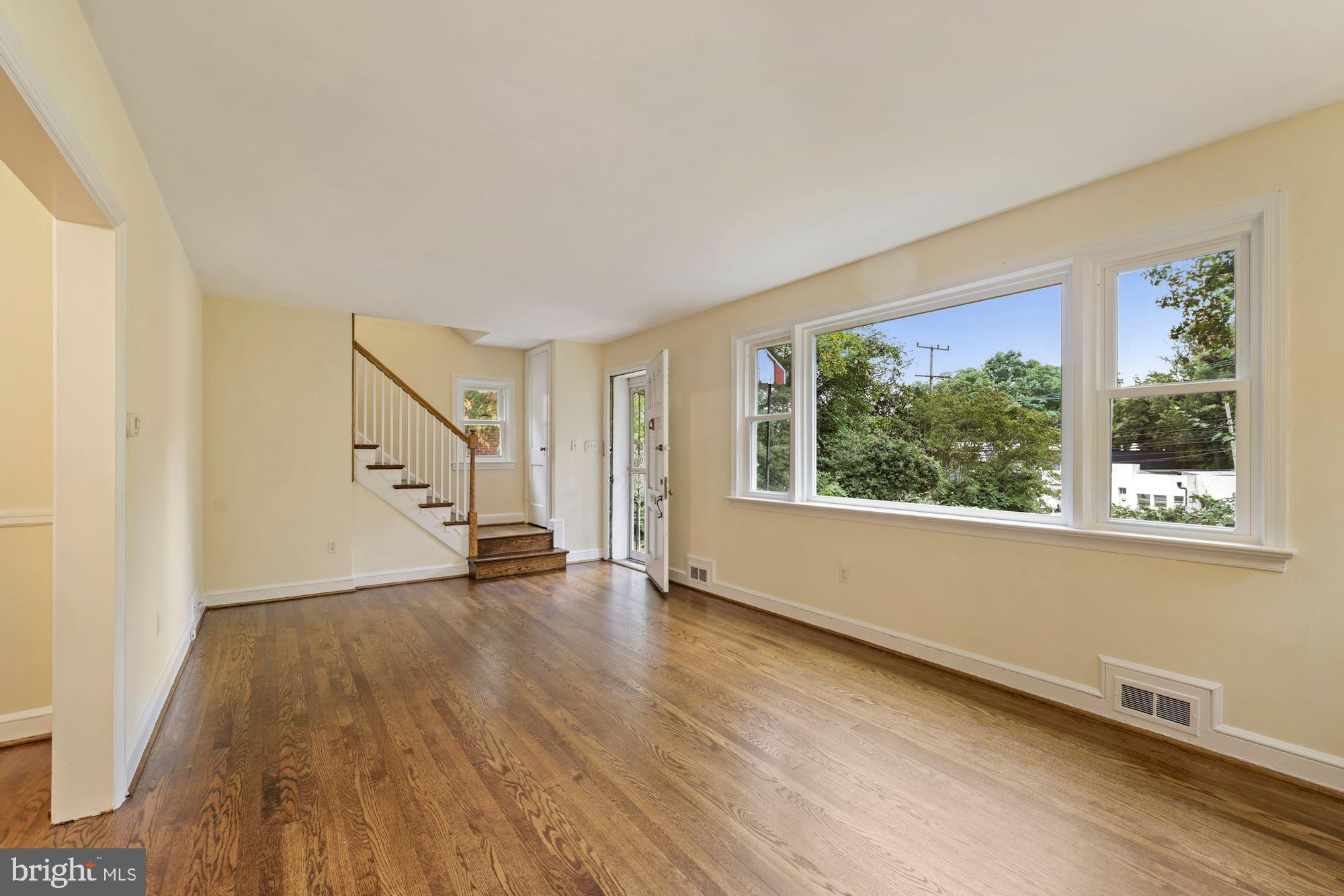 8106 Piney Branch Road Silver Spring, MD 20910 - Photo 7 of 39