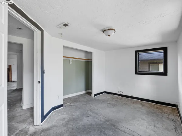 $370,000 | 686 29th Street, Astoria, OR 97103