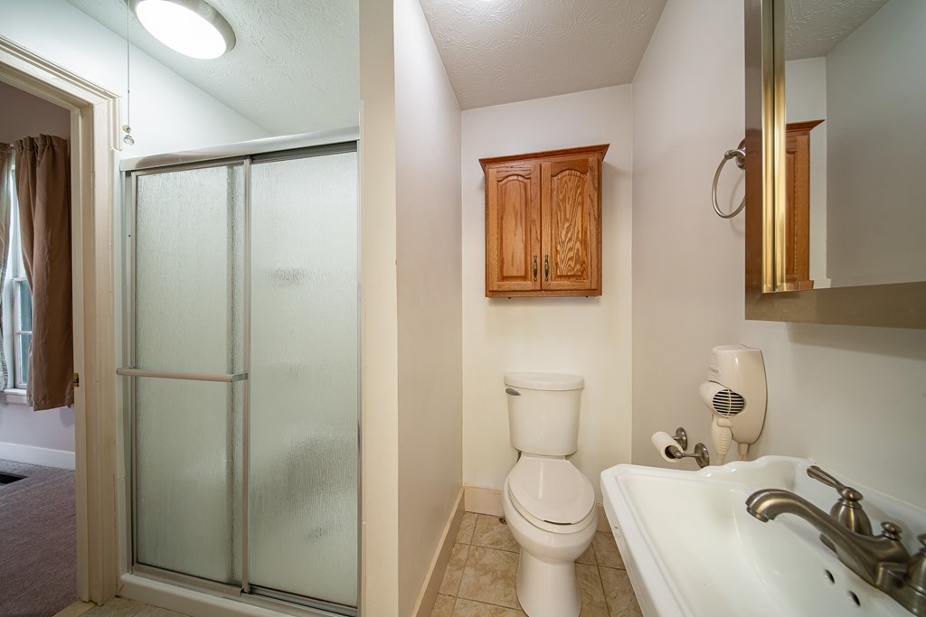 5336 Forrest Road Columbus, GA 31907 - Photo 31 of 50 2nd Bathroom