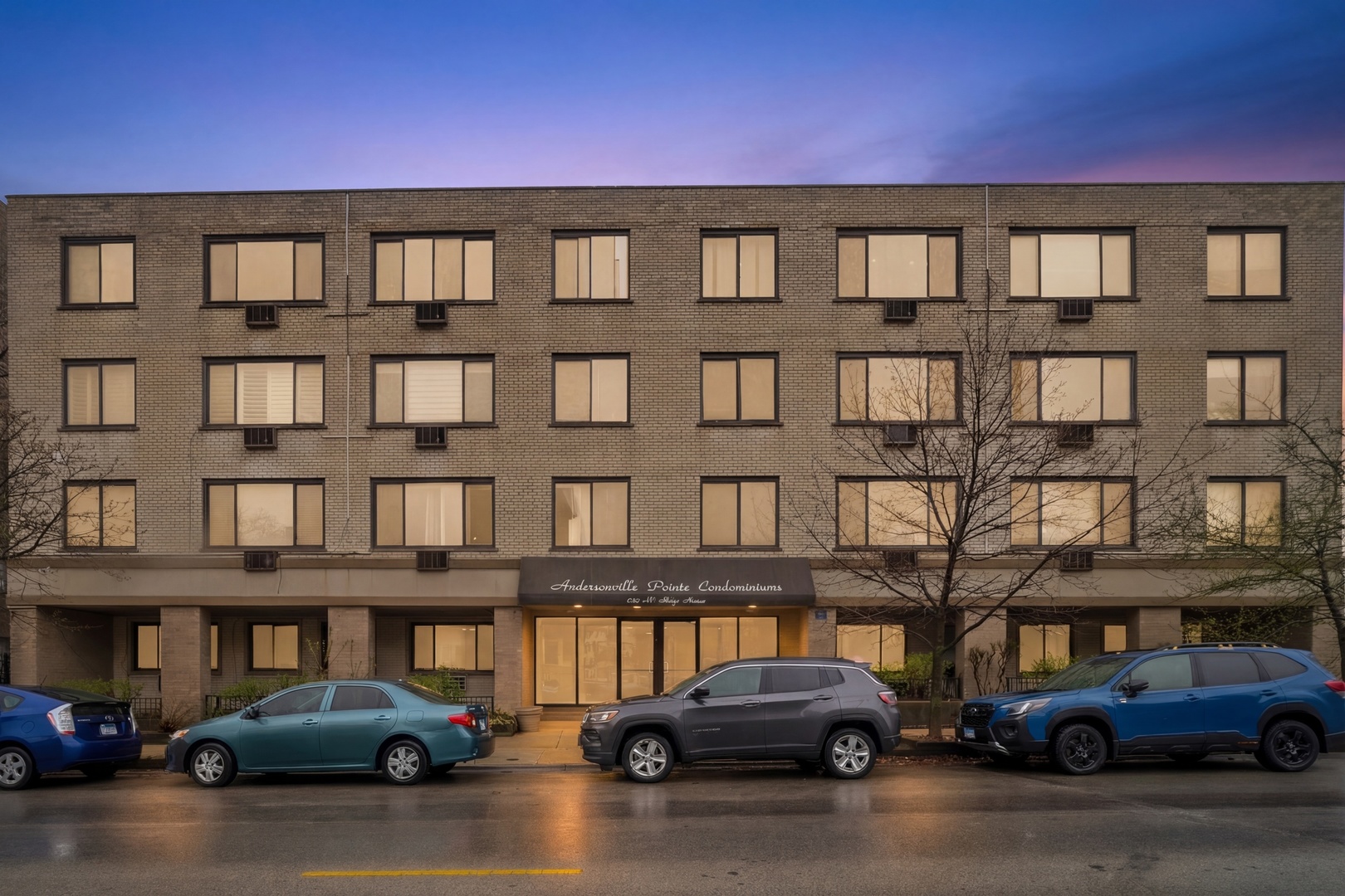 6060 North Ridge Avenue, Unit 4E Chicago, IL 60660 - Photo 1 of 23