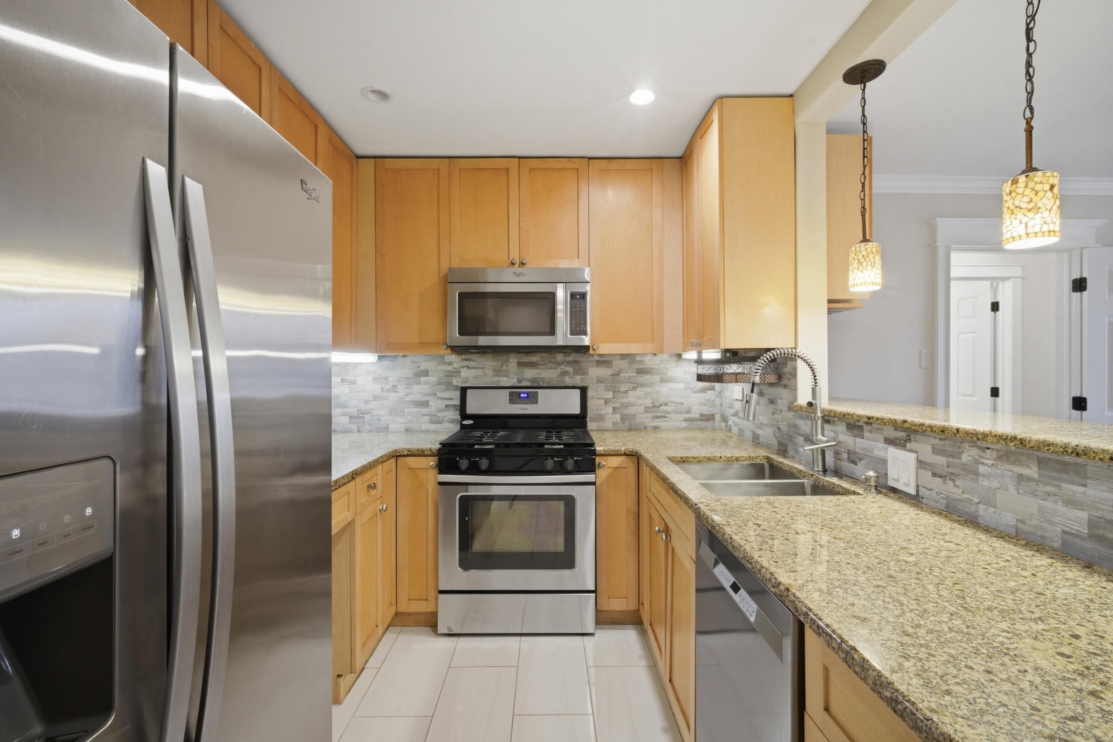 6060 North Ridge Avenue, Unit 4E Chicago, IL 60660 - Photo 7 of 23