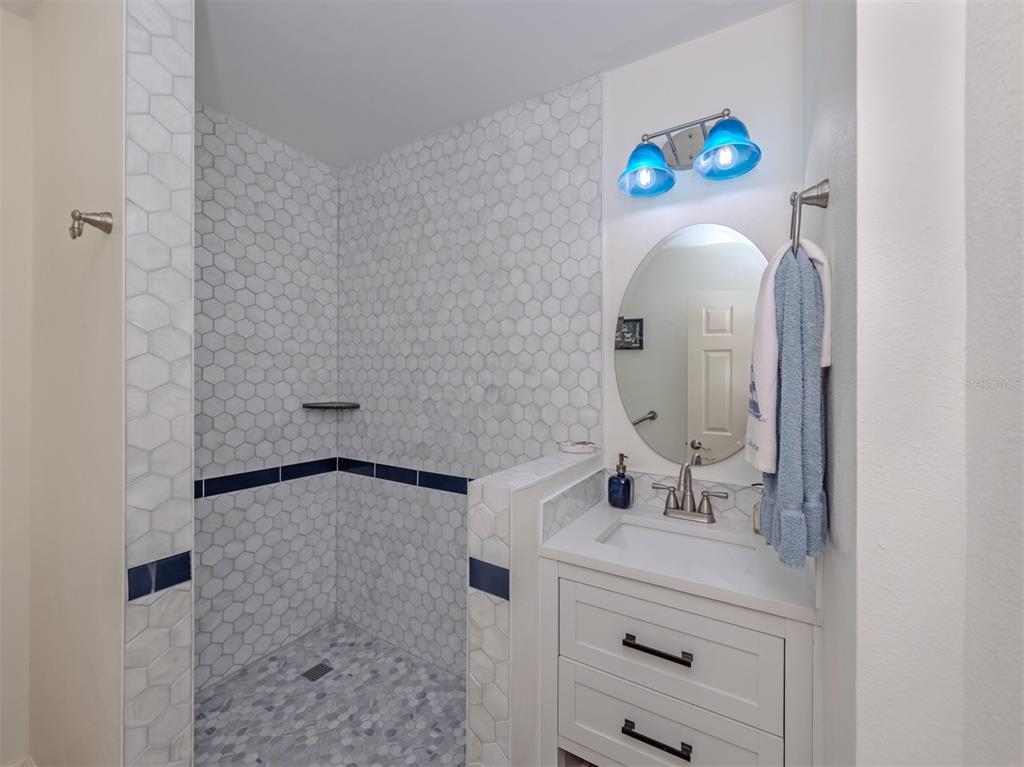 500 Alhambra Road Venice, FL 34285 - Photo 23 of 53