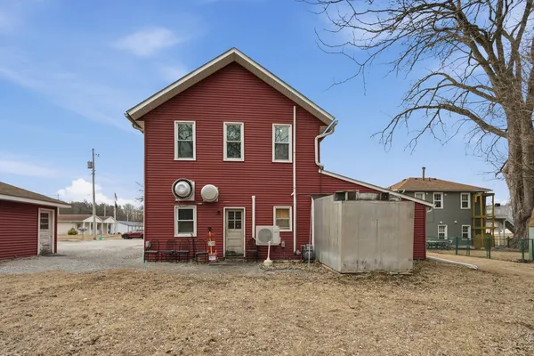 $275,000 | 110 East 22nd Avenue, Coal Valley, IL 61240