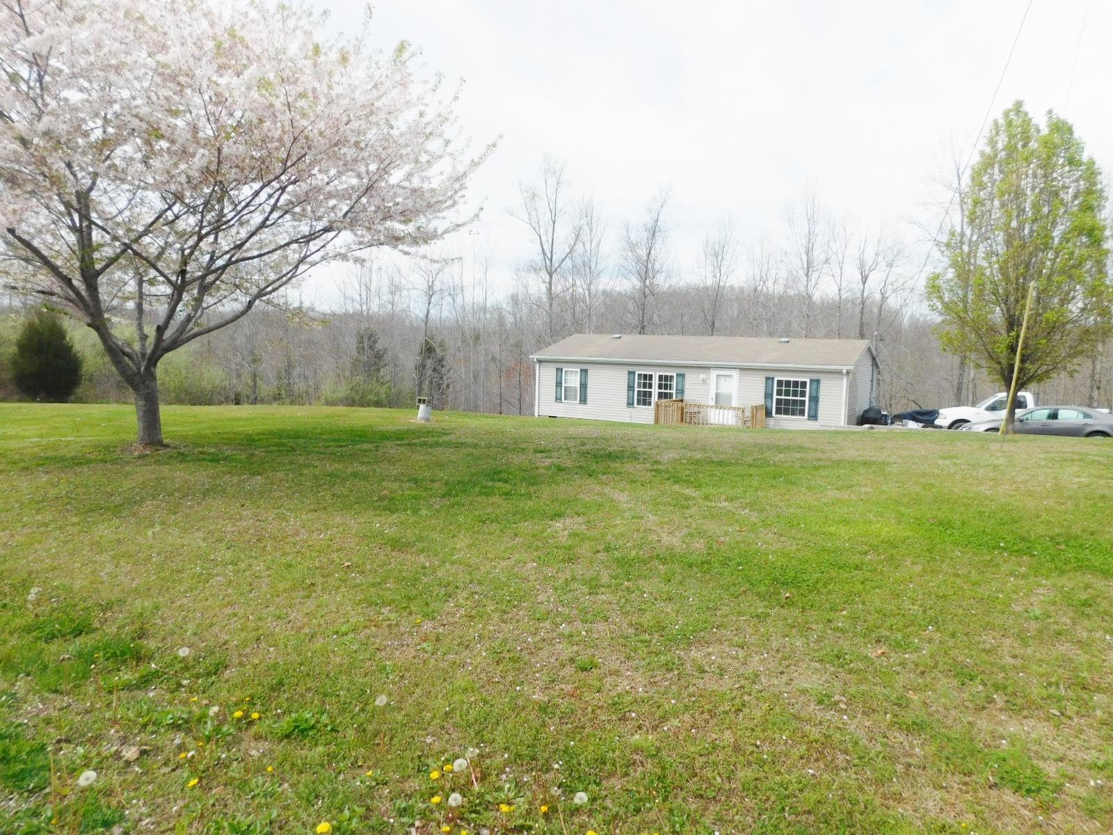 218 Briary Road Hohenwald, TN 38462 - Photo 3 of 26 Gallery Image 3