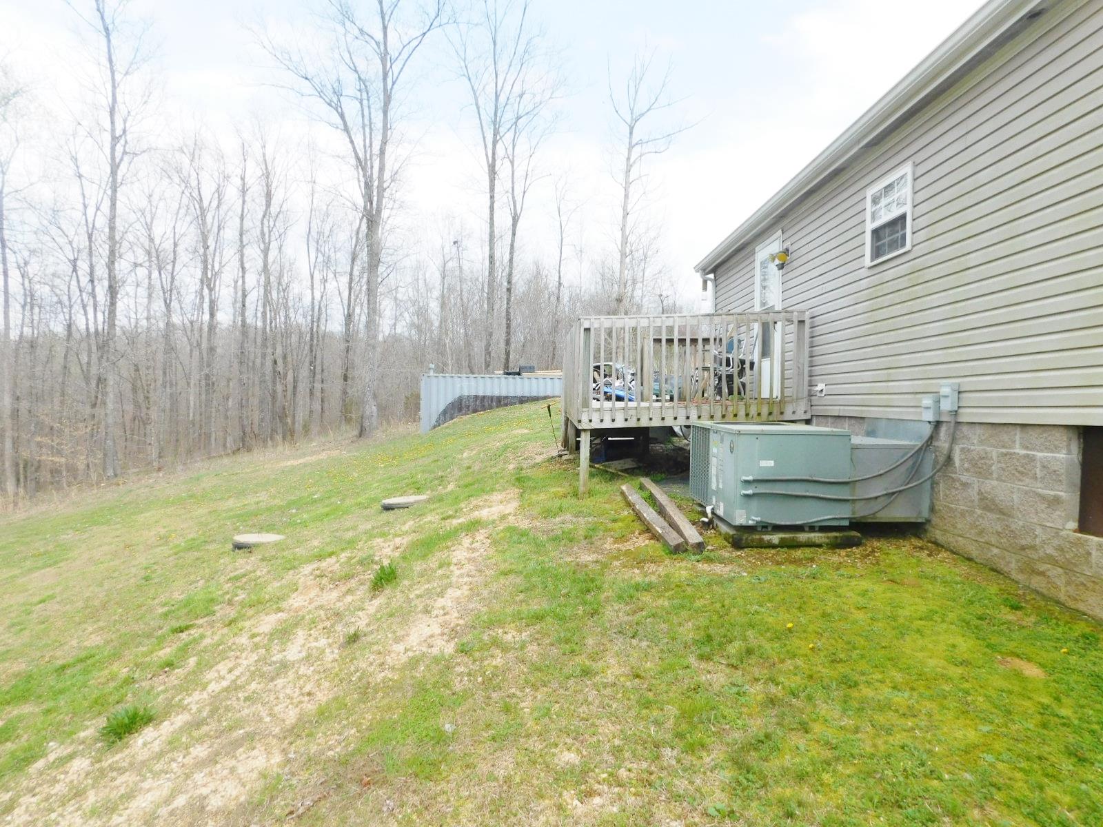 218 Briary Road Hohenwald, TN 38462 - Photo 4 of 26 Gallery Image 4