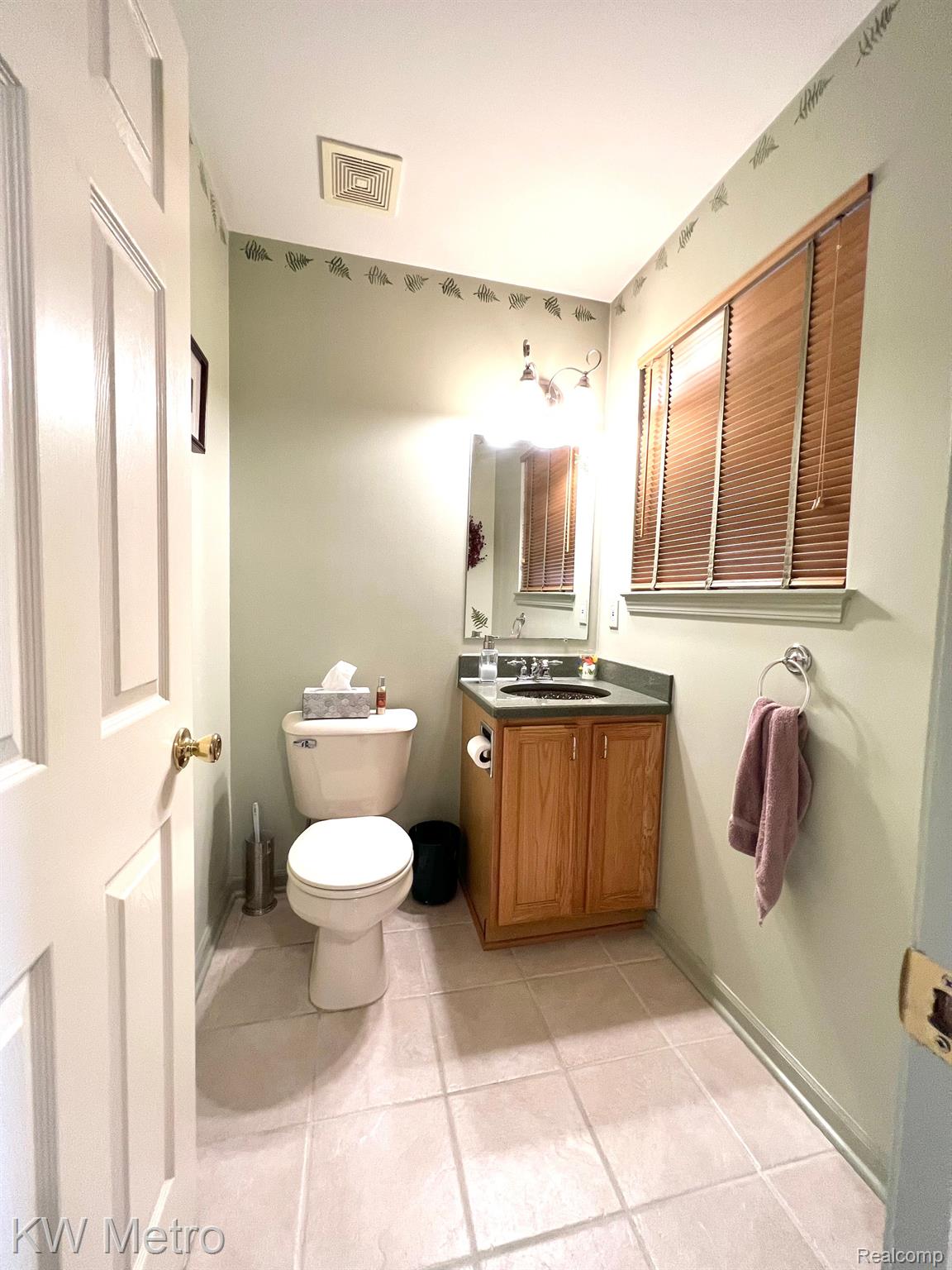 151 Kathy Circle Linden, MI 48451 - Photo 8 of 26 Gallery Image 8