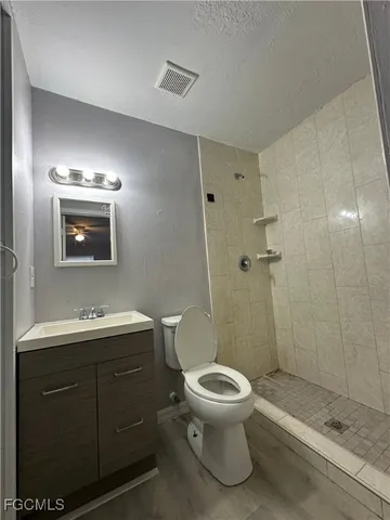 $1,195 | 4717 Douglas Lane, Lehigh Acres, FL 33973