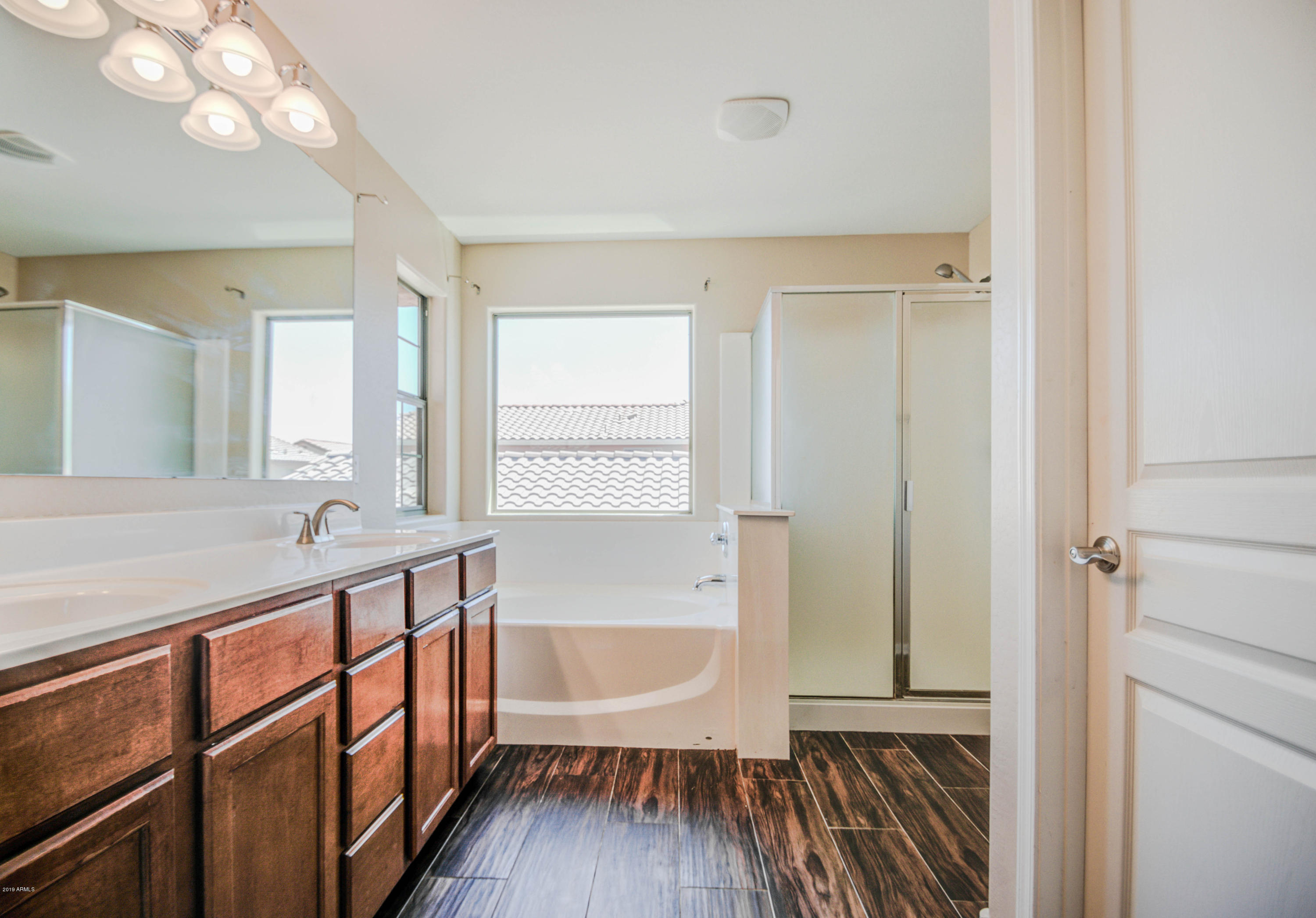 9413 West Payson Road Tolleson, AZ 85353 - Photo 36 of 39 MASTER BATH 1
