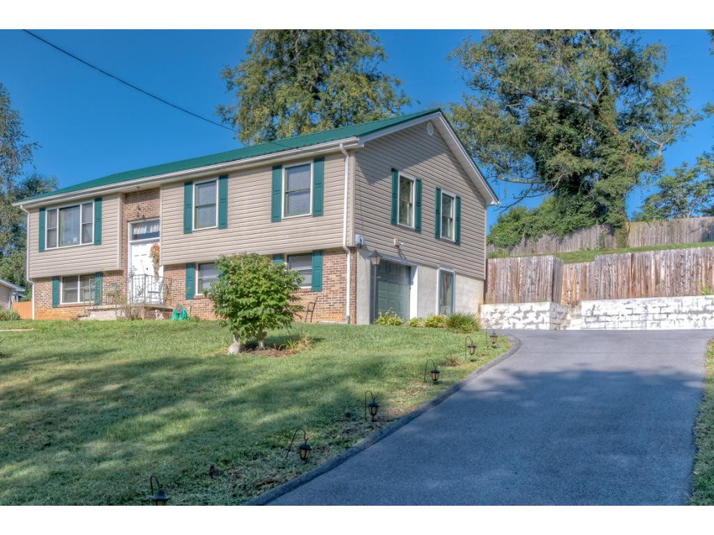 242 Seminole Road Bristol, VA 24201 - Photo 1 of 25 Photo 1