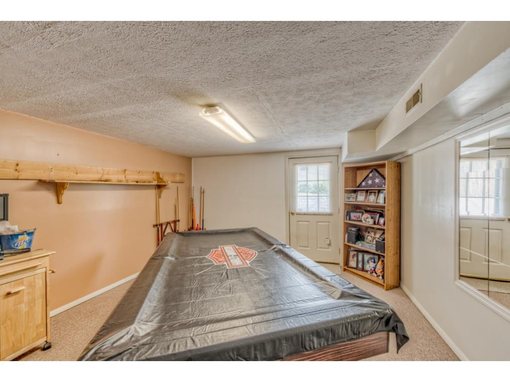 242 Seminole Road Bristol, VA 24201 - Photo 17 of 25 Photo 18
