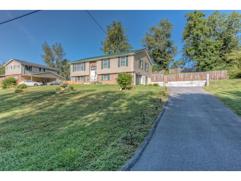 242 Seminole Road Bristol, VA 24201 - Photo 23 of 25 Photo 24