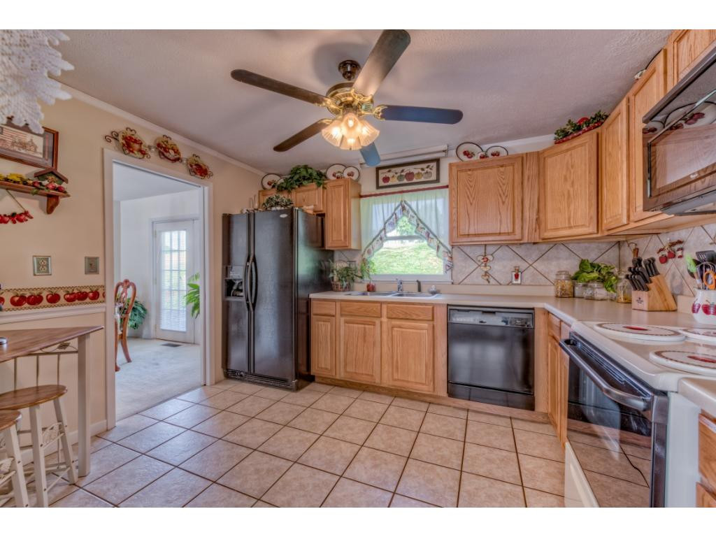 242 Seminole Road Bristol, VA 24201 - Photo 7 of 25 Photo 7