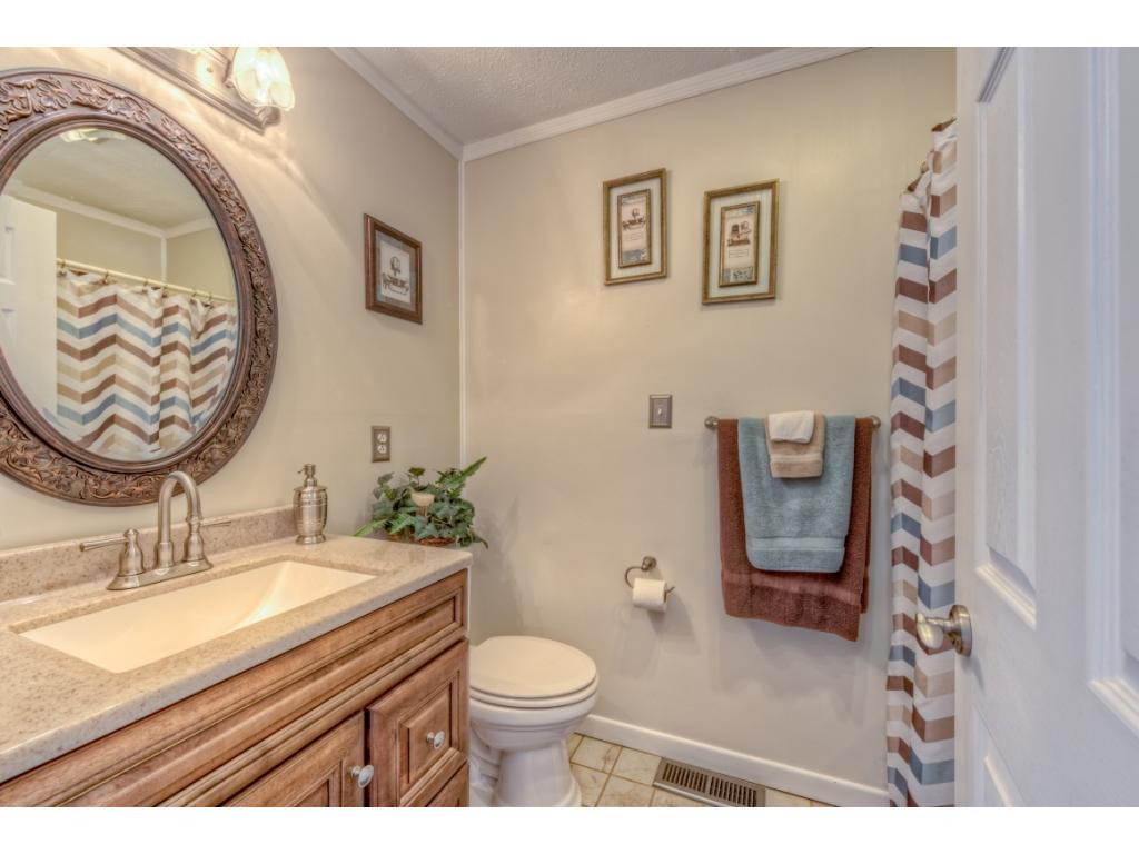 242 Seminole Road Bristol, VA 24201 - Photo 10 of 25 Photo 10