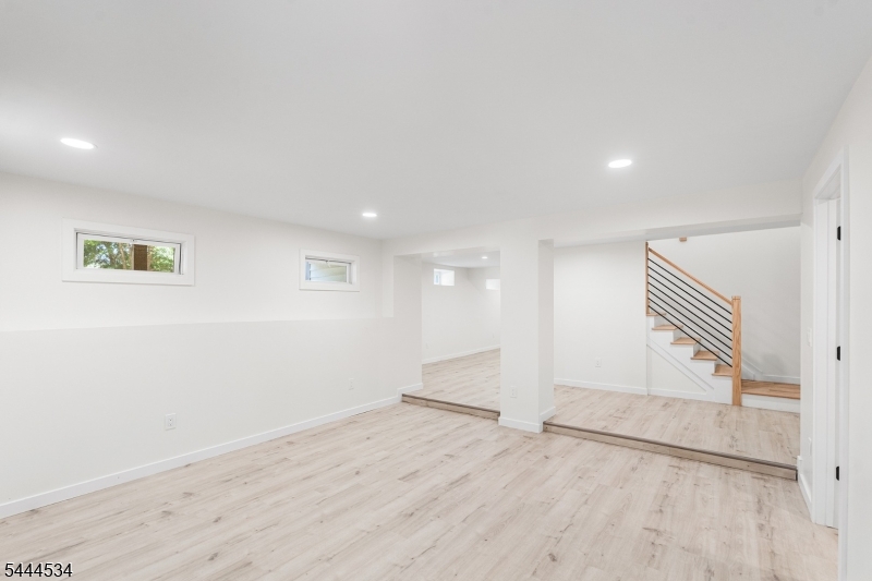 107 Scudders Road Sparta, NJ 07871 - Photo 36 of 44