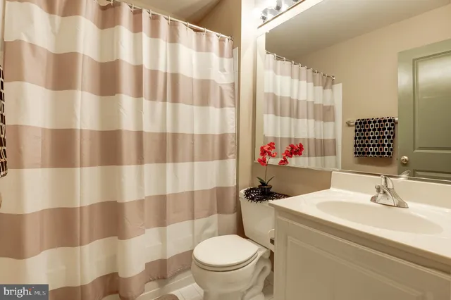 $899,900 | 13137 Clarksburg Square Road, Clarksburg, MD 20871