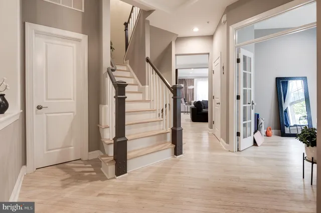 $899,900 | 13137 Clarksburg Square Road, Clarksburg, MD 20871