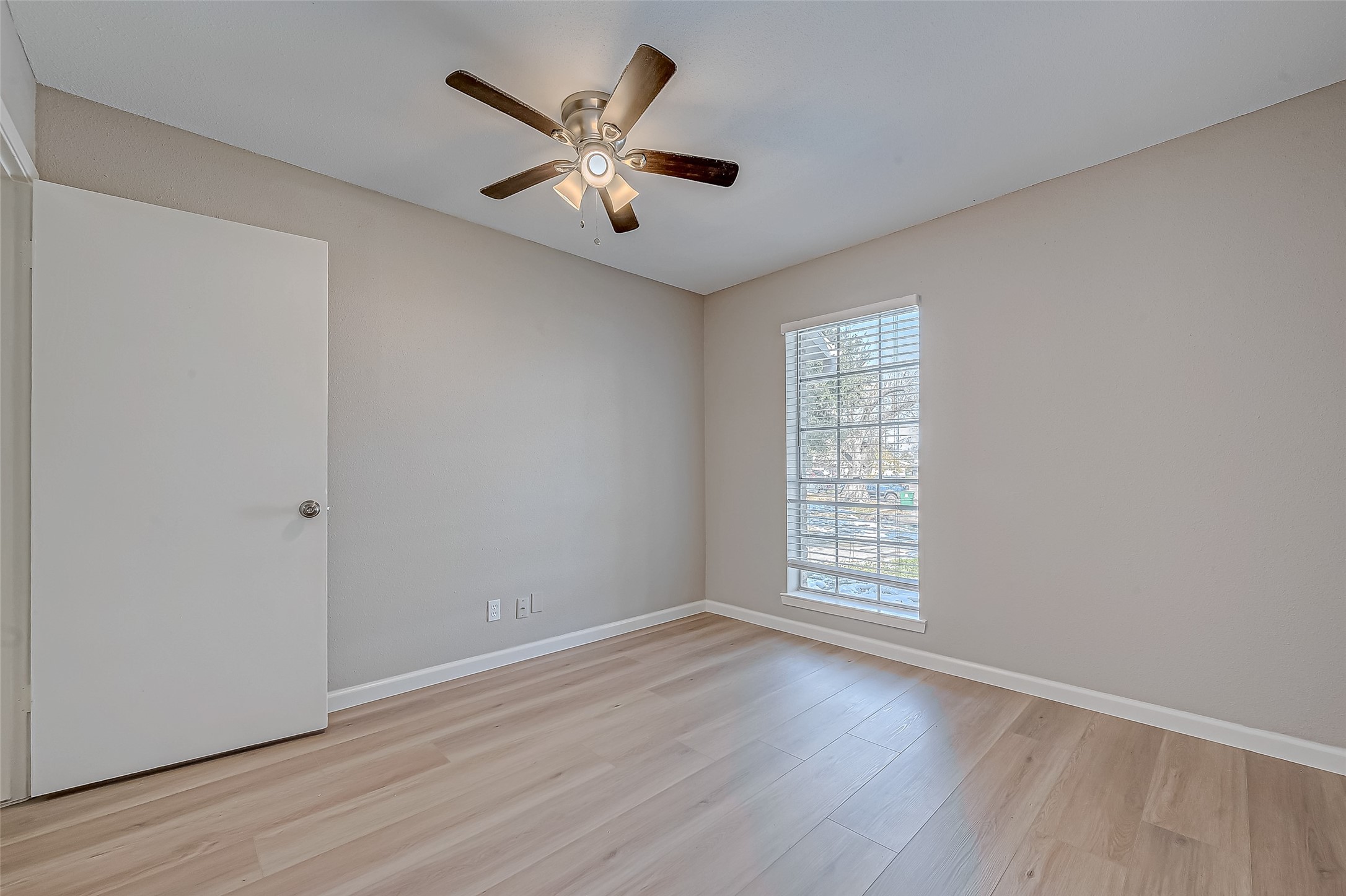 7315 Housman Houston, TX 77055 - Photo 34 of 49