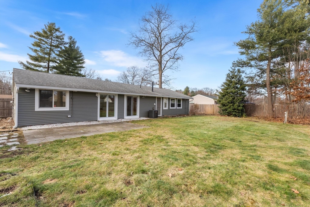 229 Sinclair Road Brockton, MA 02302 - Photo 11 of 14