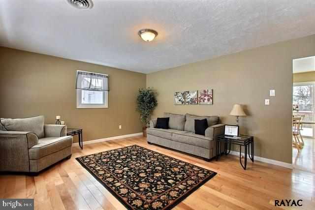 446 Big Spring Road New Cumberland, PA 17070 - Photo 3 of 25 Gallery Image 3