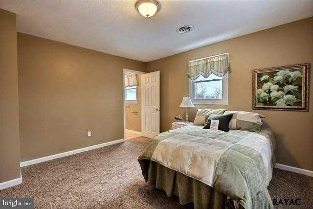 446 Big Spring Road New Cumberland, PA 17070 - Photo 9 of 25 Gallery Image 9