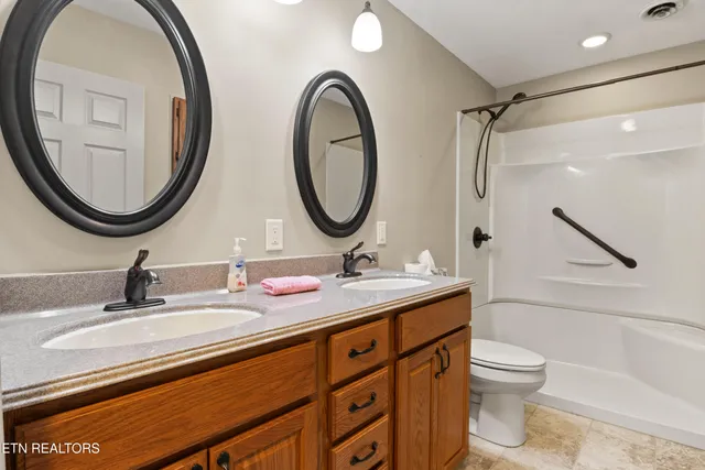 $425,000 | 6112 Clayberry Drive, Knoxville, TN 37931