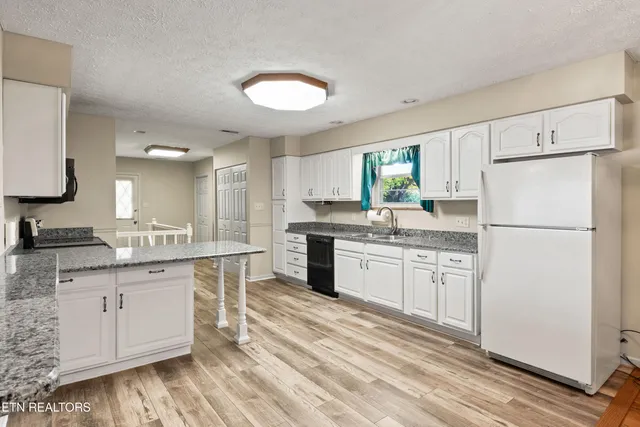 $425,000 | 6112 Clayberry Drive, Knoxville, TN 37931