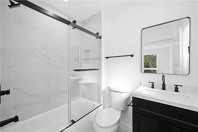 $5,245 | 1340 North Kingsley Drive, Unit 1, Los Angeles, CA 90027