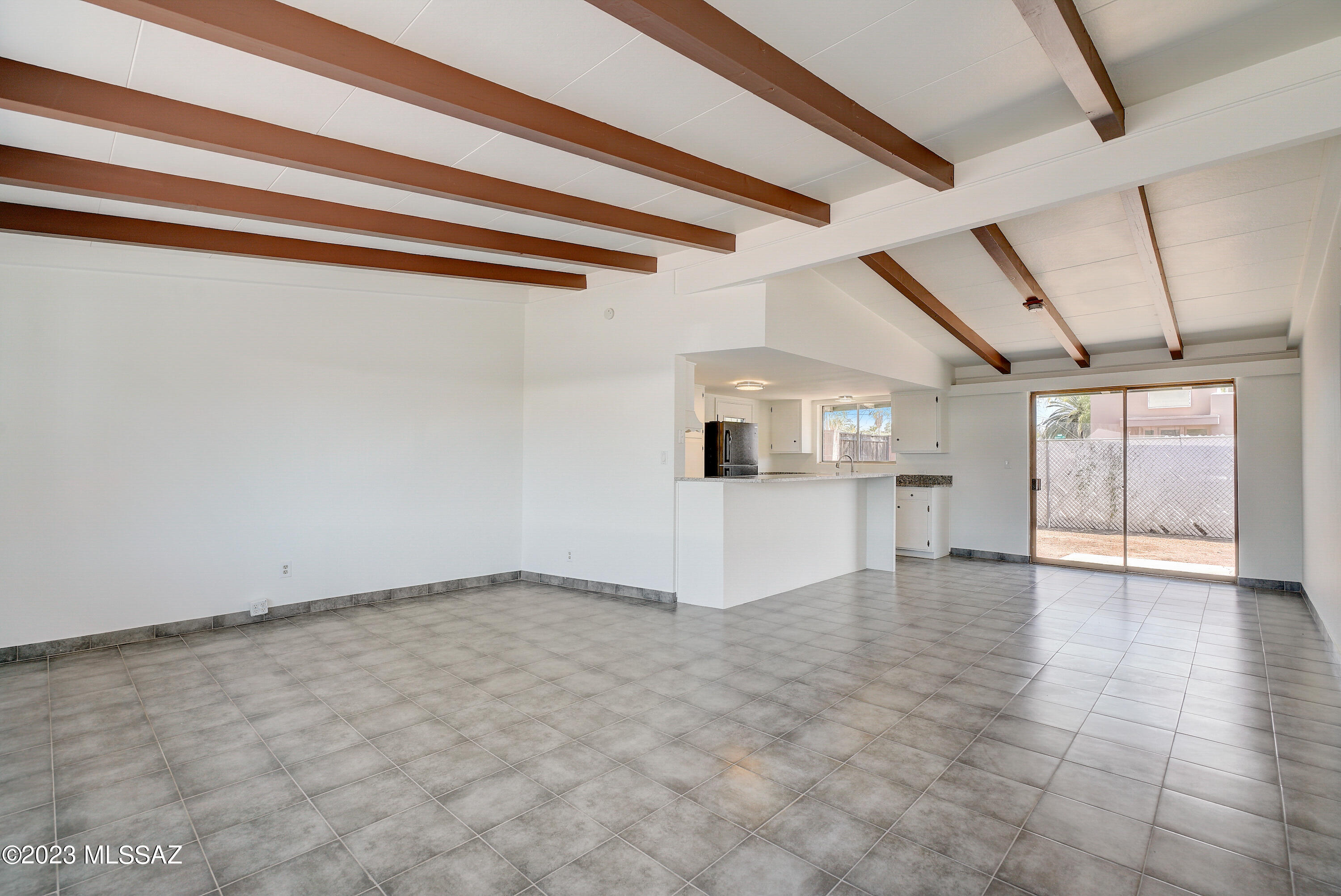 2121 North Country Club Road, Unit 1 Tucson, AZ 85716 - Photo 2 of 12
