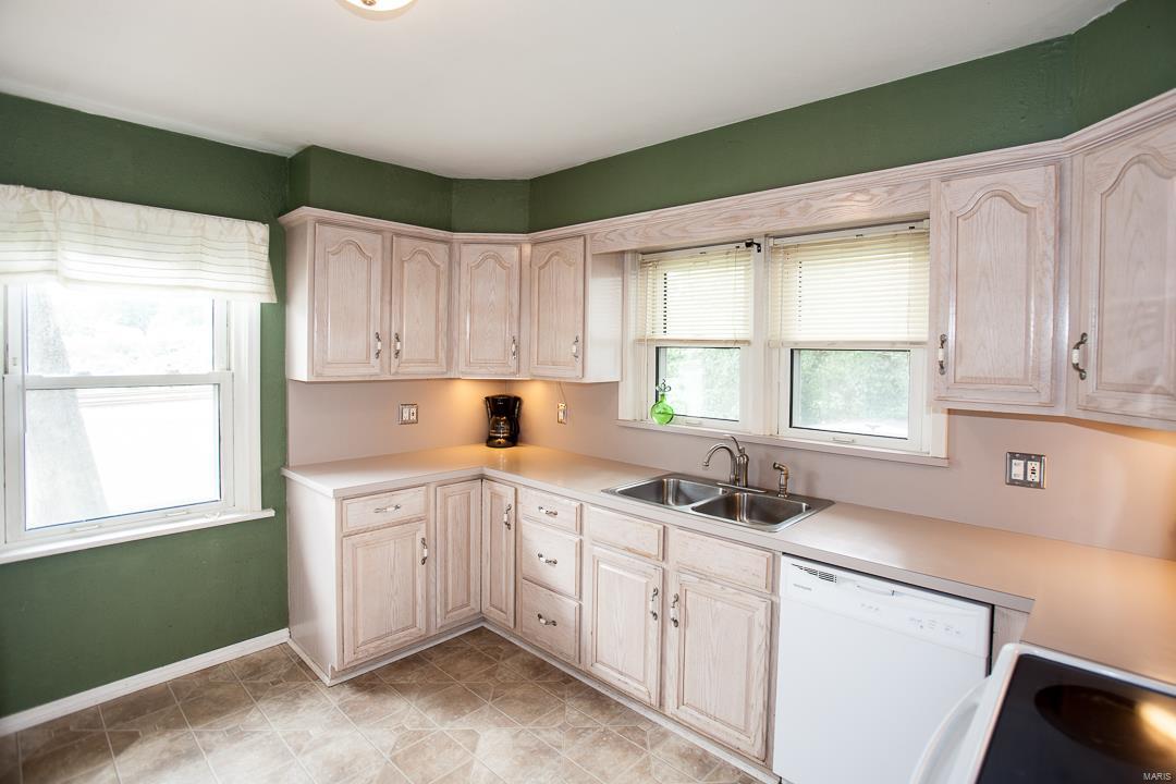 439 South Sappington Road St. Louis, MO 63122 - Photo 15 of 32 Gallery Image 15