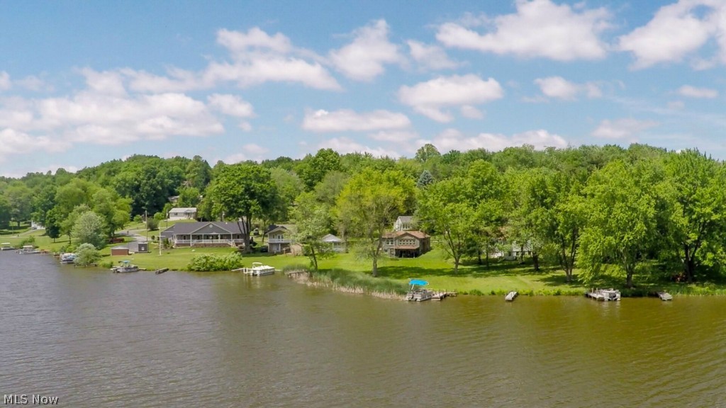 6904 Lakeview Road Hanoverton, OH 44423 - Photo 4 of 22 Gallery Image 4
