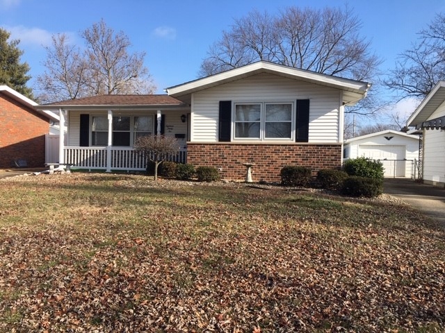 1832 Albert Street Springfield, IL 62702 - Photo 1 of 32