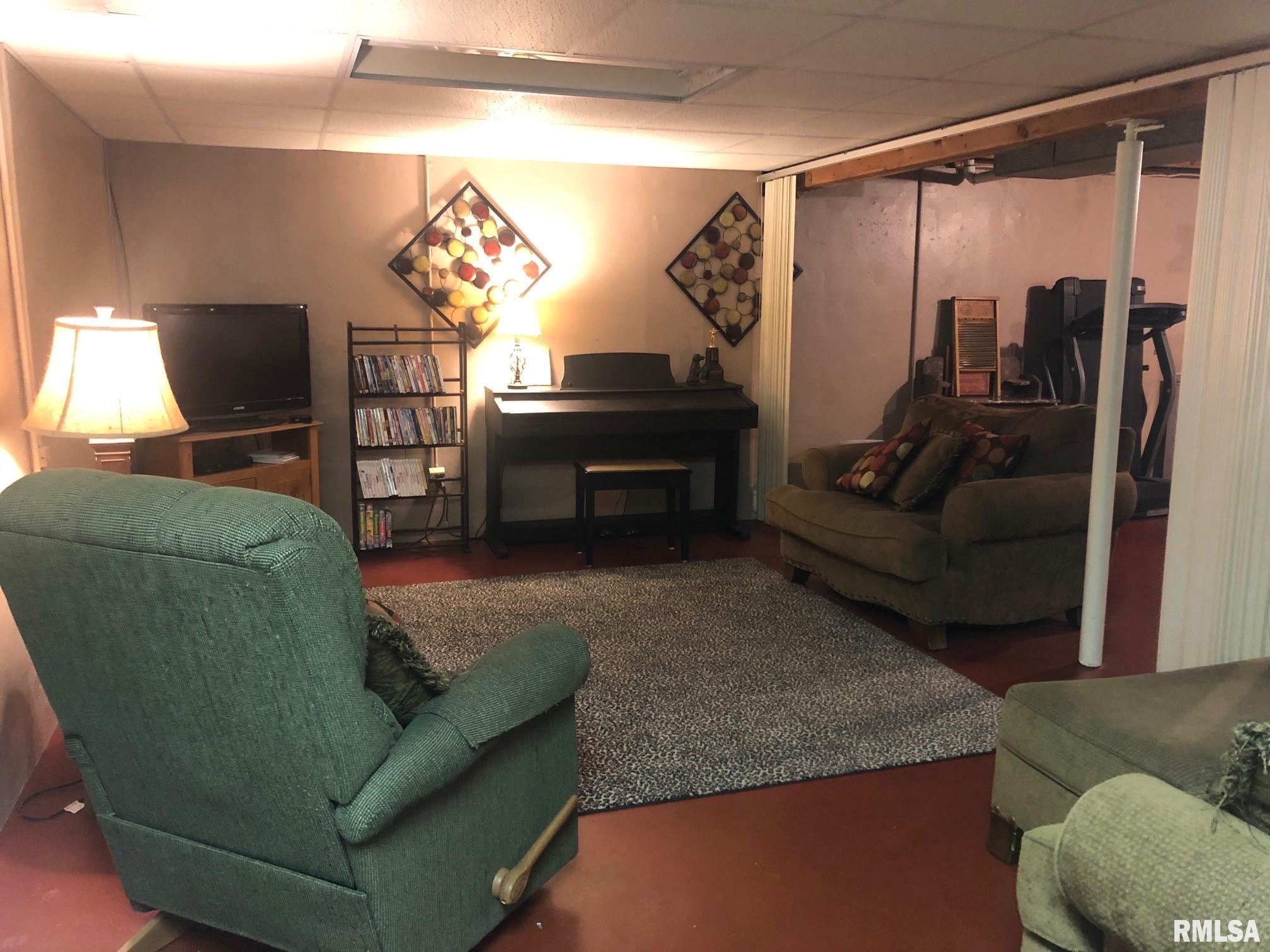1832 Albert Street Springfield, IL 62702 - Photo 23 of 32