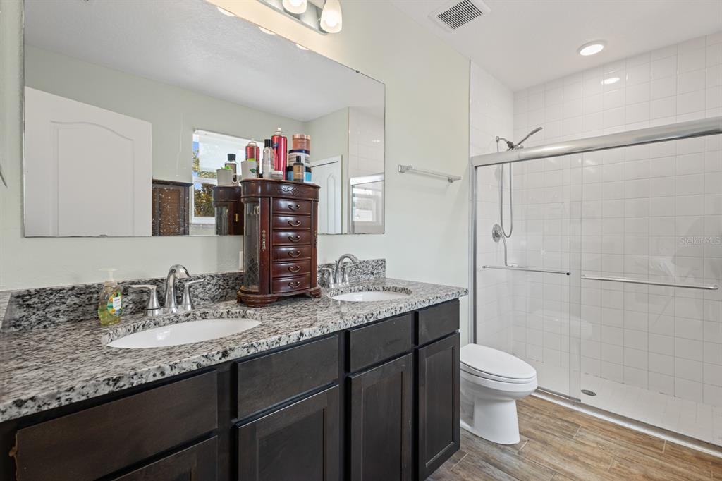 338 Pinecrest Loop Davenport, FL 33837 - Photo 13 of 21